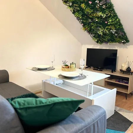 Nid Douillet Proche Centre