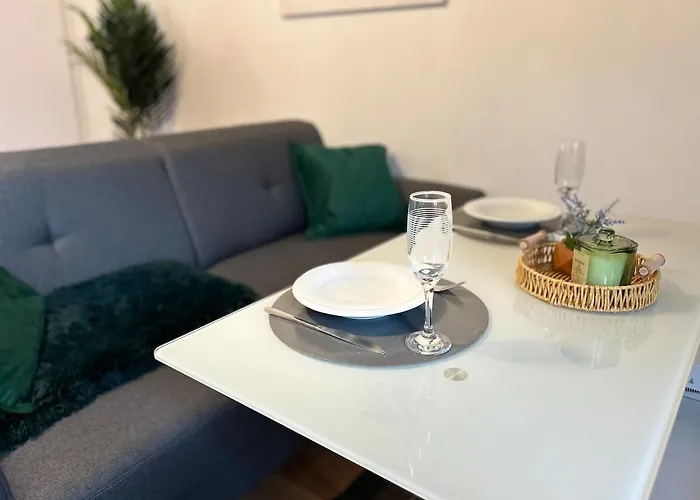 Nid Douillet Proche Centre * Troyes